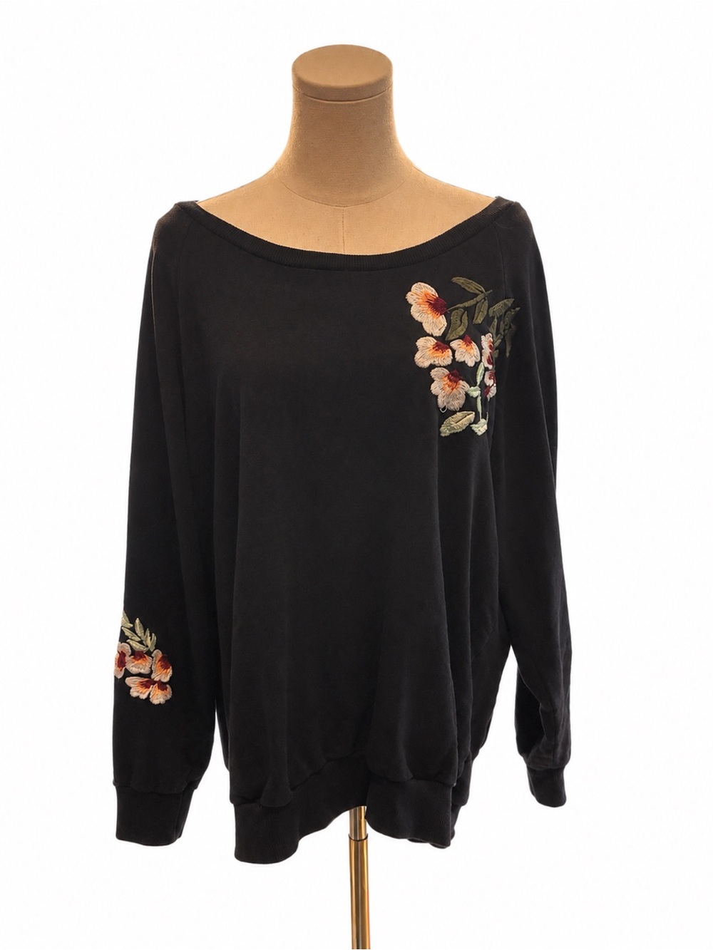 Torrid Size 1 1X Black Floral Embroidered Oversized Sweatshirt Tunic Top